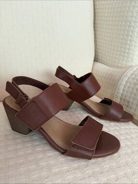 Clarks Brown Leather Velcro Block Heel Sandals